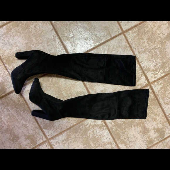 Steve Madden Shoes - Steve Madden thigh high boots